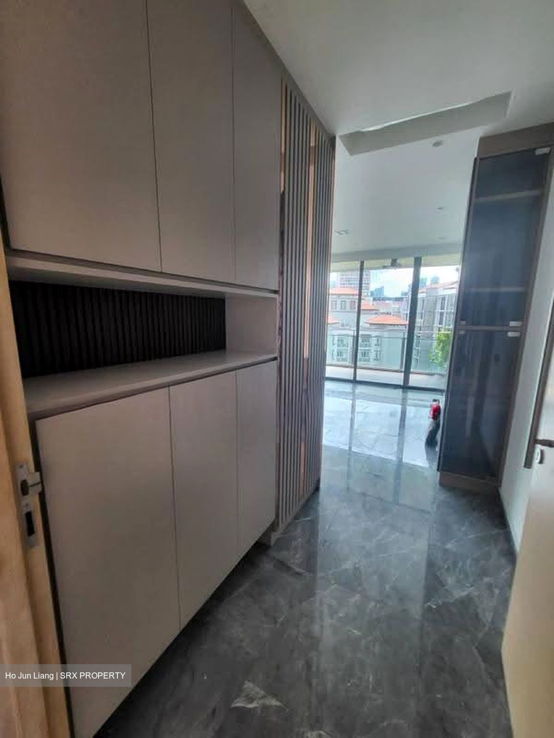 RiverGate (D9), Apartment #637376231